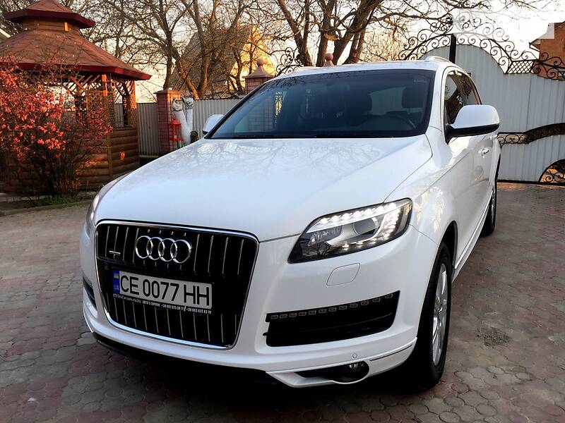 Внедорожник / Кроссовер Audi Q7 2010 в Черновцах