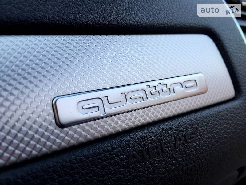 Внедорожник / Кроссовер Audi Q7 2010 в Черновцах