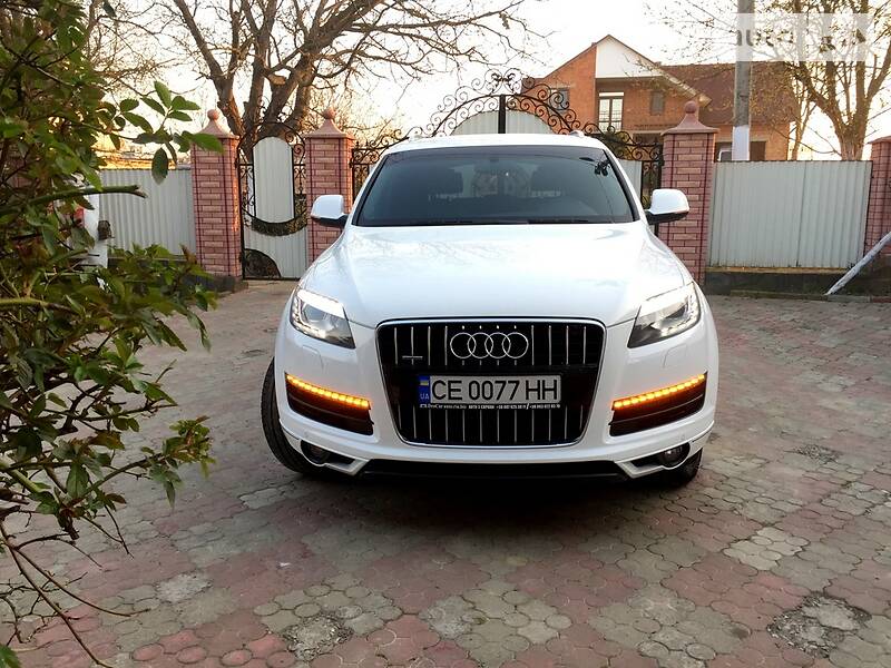 Внедорожник / Кроссовер Audi Q7 2010 в Черновцах