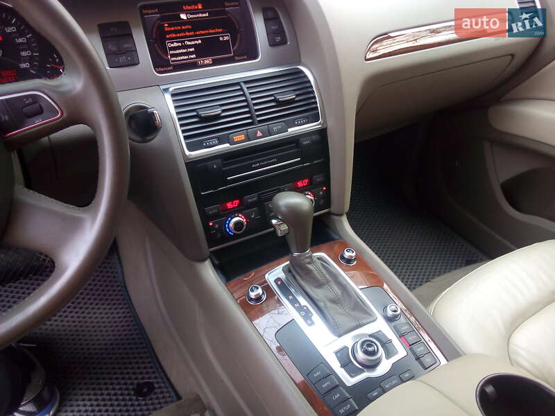 Позашляховик / Кросовер Audi Q7 2010 в Херсоні фото 10 Позашляховик / Кросовер Audi Q7 2010 в Херсоні