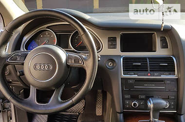 Внедорожник / Кроссовер Audi Q7 2010 в Хмельницком