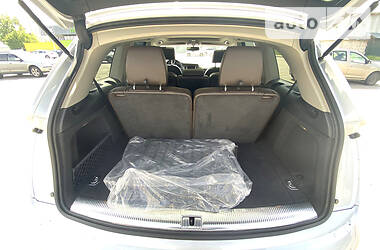 Позашляховик / Кросовер Audi Q7 2011 в 