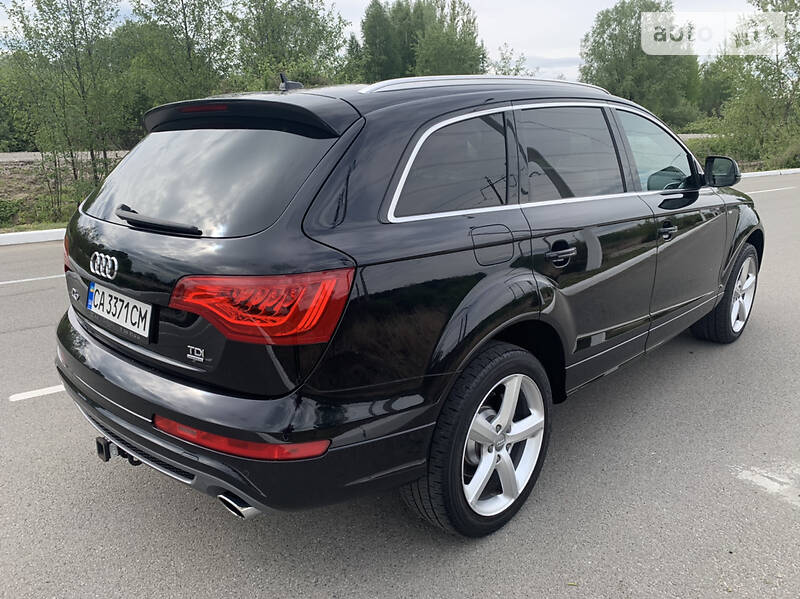 Позашляховик / Кросовер Audi Q7 2009 в Києві