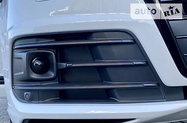 Позашляховик / Кросовер Audi Q7 2016 в 