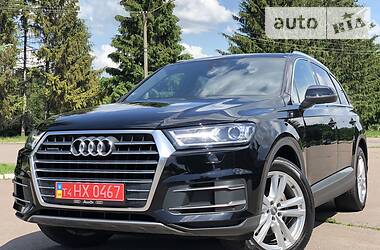 Внедорожник / Кроссовер Audi Q7 2017 в Ровно