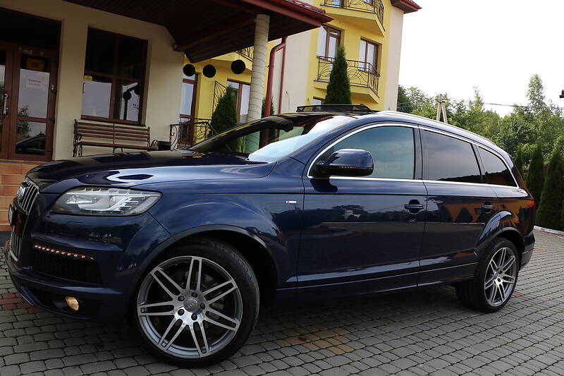 Позашляховик / Кросовер Audi Q7 2011 в Трускавці