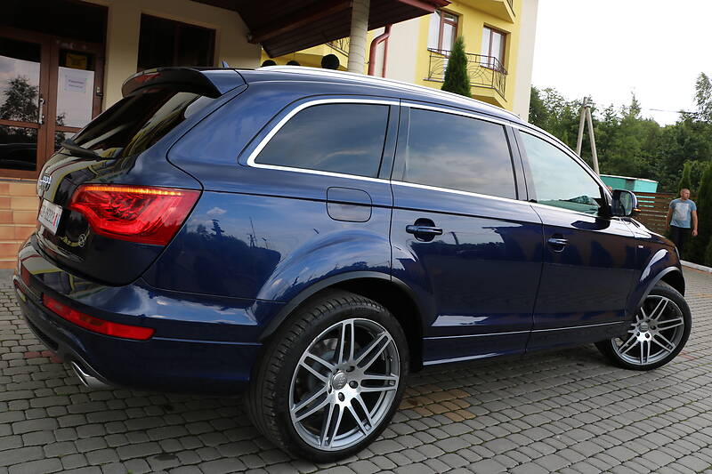 Позашляховик / Кросовер Audi Q7 2011 в Трускавці