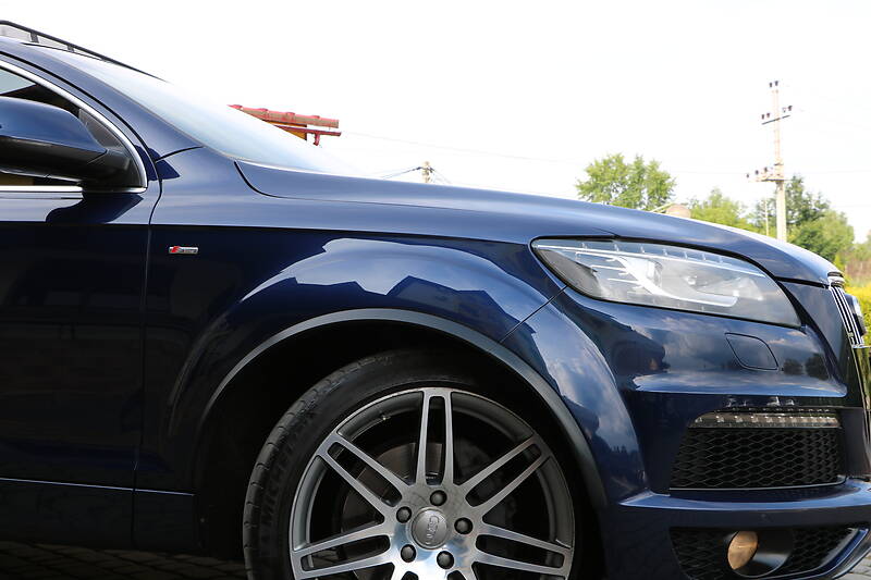 Позашляховик / Кросовер Audi Q7 2011 в Трускавці