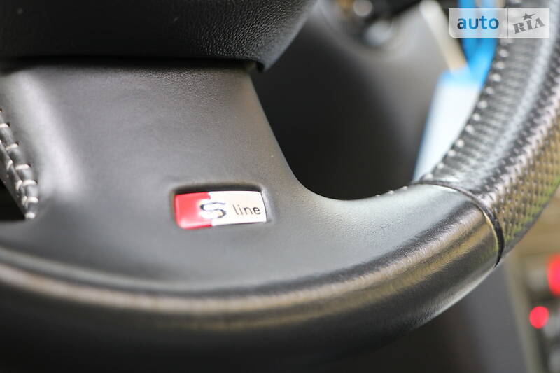 Позашляховик / Кросовер Audi Q7 2011 в Трускавці