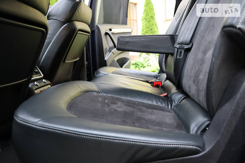 Позашляховик / Кросовер Audi Q7 2011 в Трускавці