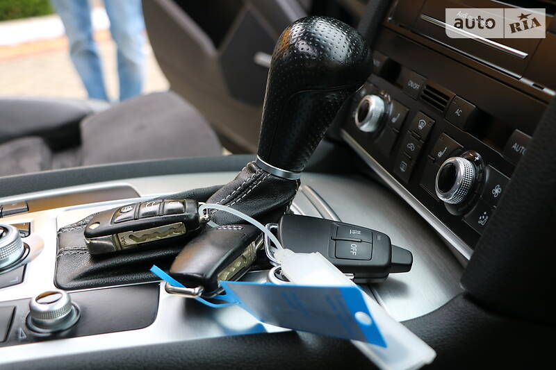 Позашляховик / Кросовер Audi Q7 2011 в Трускавці
