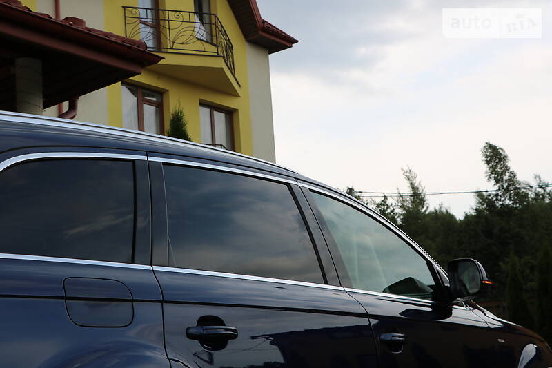 Позашляховик / Кросовер Audi Q7 2011 в Трускавці