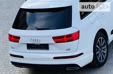 Внедорожник / Кроссовер Audi Q7 2016 в Одессе