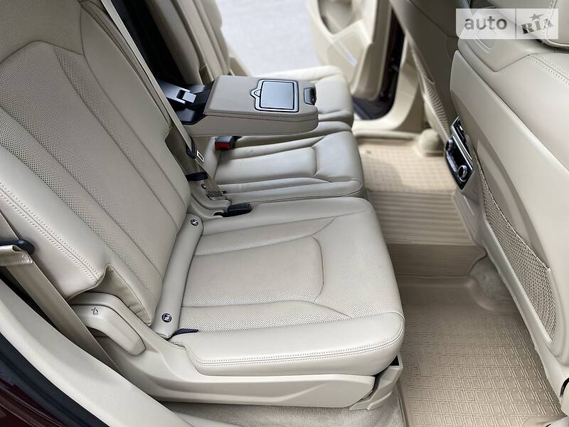 Позашляховик / Кросовер Audi Q7 2017 в Києві