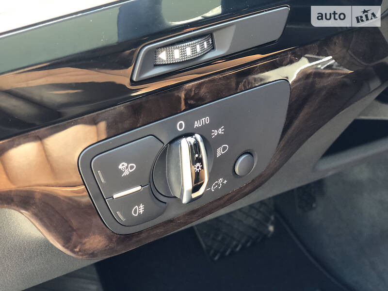 Внедорожник / Кроссовер Audi Q7 2016 в Киеве