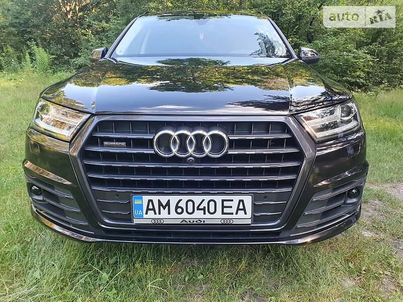 Позашляховик / Кросовер Audi Q7 2018 в Житомирі