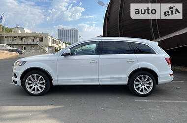 Внедорожник / Кроссовер Audi Q7 2014 в Одессе