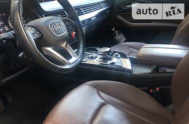 Внедорожник / Кроссовер Audi Q7 2016 в Киеве