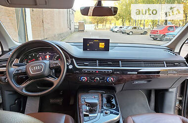 Внедорожник / Кроссовер Audi Q7 2016 в Недригайлове