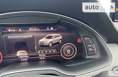 Внедорожник / Кроссовер Audi Q7 2016 в 