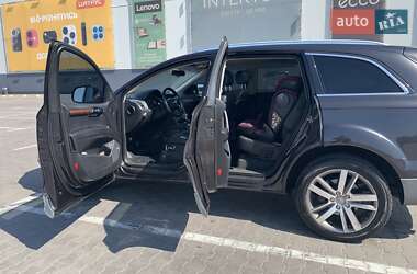 Позашляховик / Кросовер Audi Q7 2011 в 