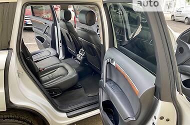 Позашляховик / Кросовер Audi Q7 2013 в 
