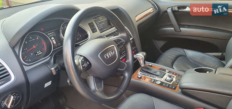 Позашляховик / Кросовер Audi Q7 2015 в Тернополі