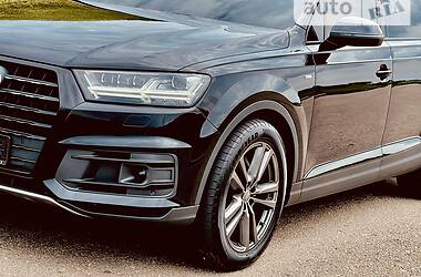 Позашляховик / Кросовер Audi Q7 2018 в Одесі