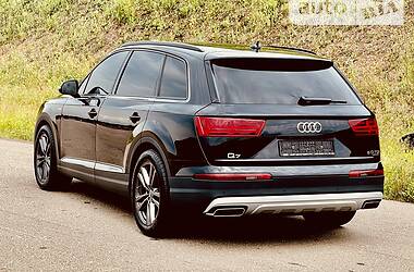 Позашляховик / Кросовер Audi Q7 2018 в Одесі