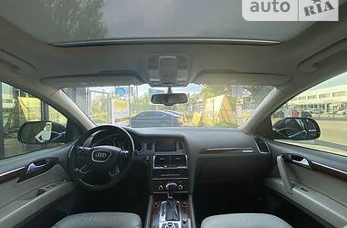 Позашляховик / Кросовер Audi Q7 2011 в Херсоні