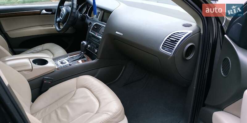 Внедорожник / Кроссовер Audi Q7 2006 в Запорожье
