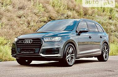 Позашляховик / Кросовер Audi Q7 2017 в Одесі