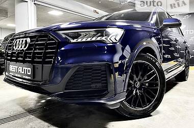 Внедорожник / Кроссовер Audi Q7 2020 в Киеве