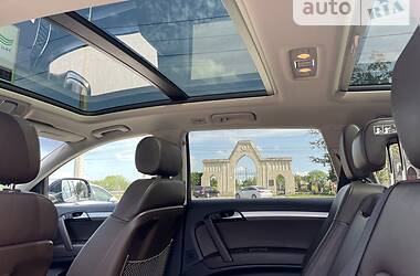 Внедорожник / Кроссовер Audi Q7 2013 в 
