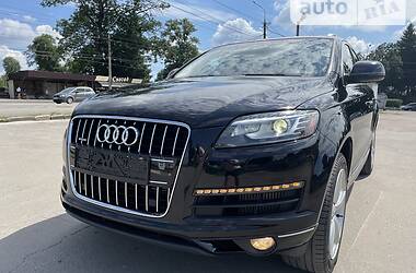 Внедорожник / Кроссовер Audi Q7 2013 в 