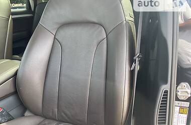 Внедорожник / Кроссовер Audi Q7 2013 в 