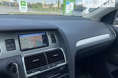 Внедорожник / Кроссовер Audi Q7 2013 в 