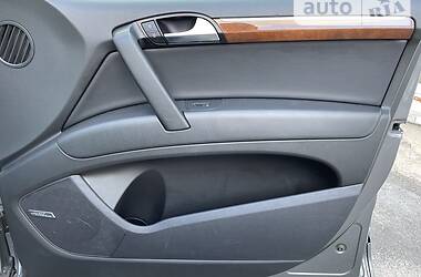 Внедорожник / Кроссовер Audi Q7 2011 в 