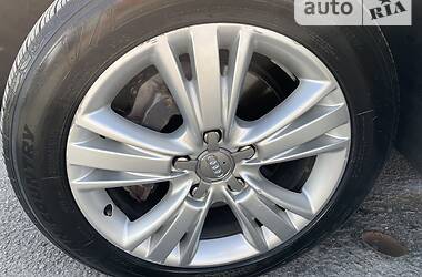 Внедорожник / Кроссовер Audi Q7 2011 в 
