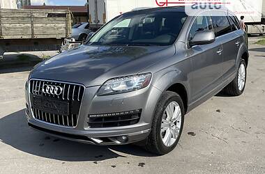 Внедорожник / Кроссовер Audi Q7 2011 в 