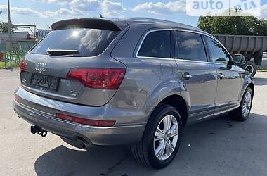 Внедорожник / Кроссовер Audi Q7 2011 в 