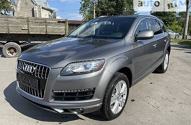 Внедорожник / Кроссовер Audi Q7 2011 в 