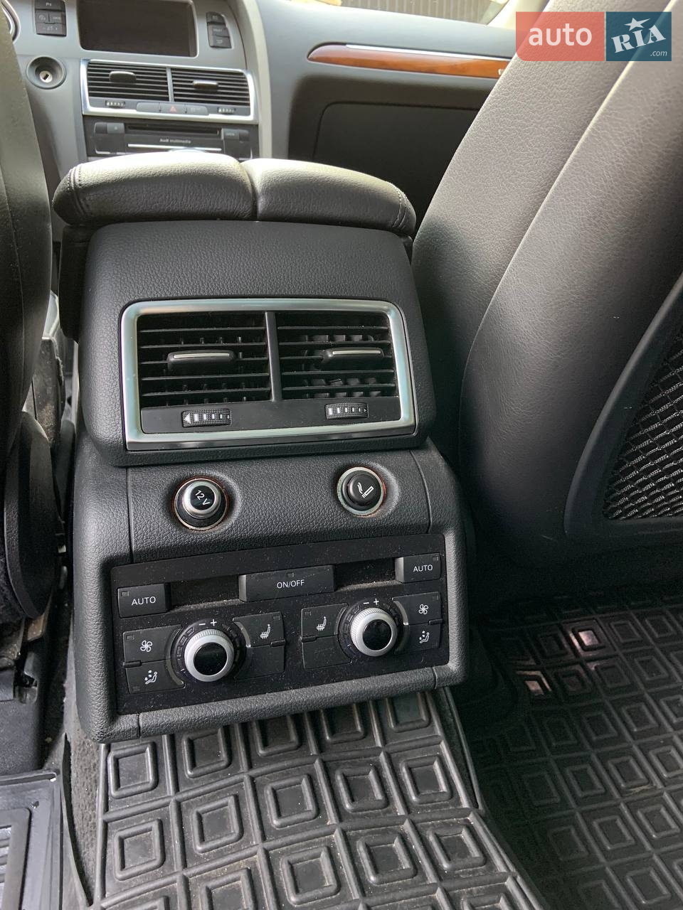 2015 Audi Q7 - мініатюра 9