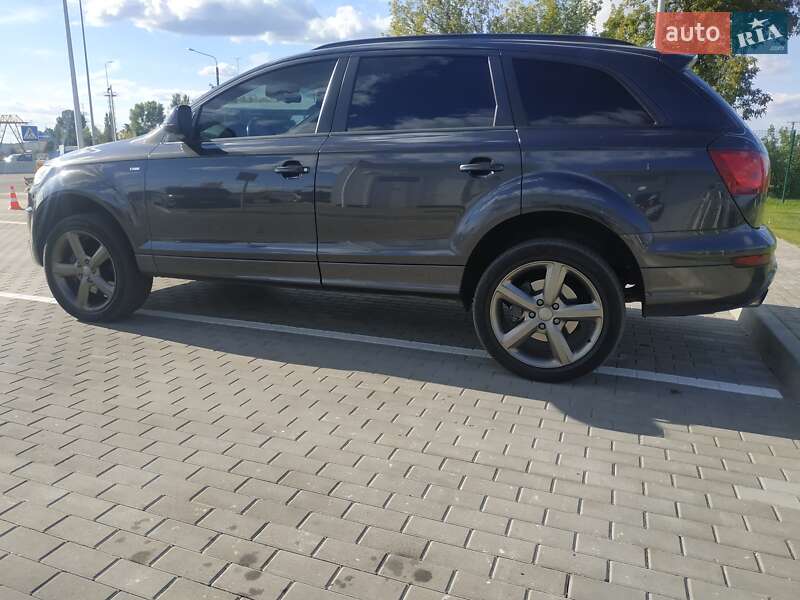 Внедорожник / Кроссовер Audi Q7 2013 в Белой Церкви