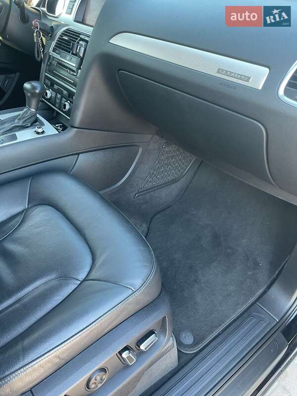 Позашляховик / Кросовер Audi Q7 2012 в Житомирі