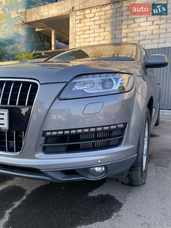 Audi Q7 2012