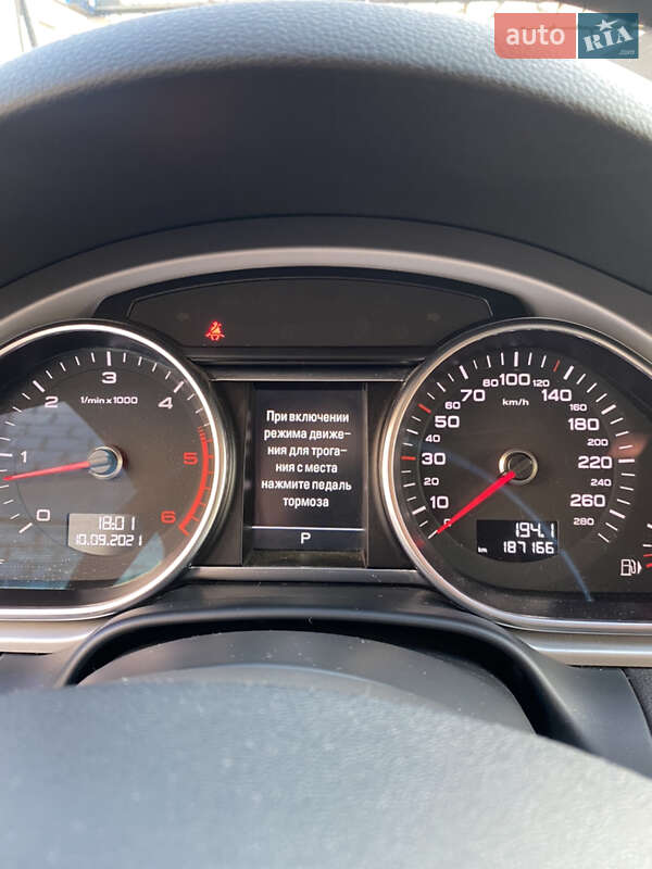 Внедорожник / Кроссовер Audi Q7 2012 в Днепре