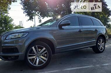 Позашляховик / Кросовер Audi Q7 2013 в Полтаві