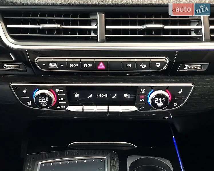 Внедорожник / Кроссовер Audi Q7 2016 в Белой Церкви