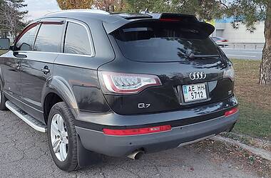 Позашляховик / Кросовер Audi Q7 2008 в Дніпрі